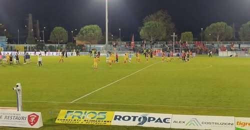 Il Perugia è alla settima sconfitta consecutiva: ci si interroga come sia possibile uno scempio del genere