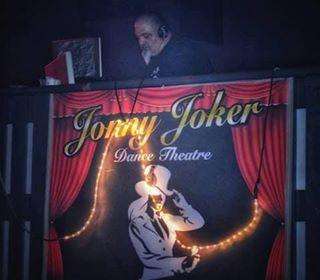 Un sabato di gran divertimento con Jonny Joker: un appuntamento che farà rivivere gli anni '80 e '90