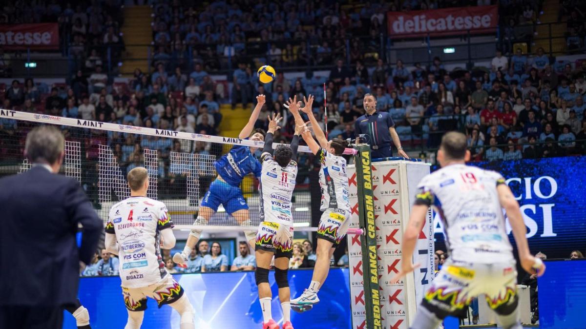 La Sir Perugia in campo mercoledì sera (LIVE su www.perugia24.net) contro Monza nei playoff