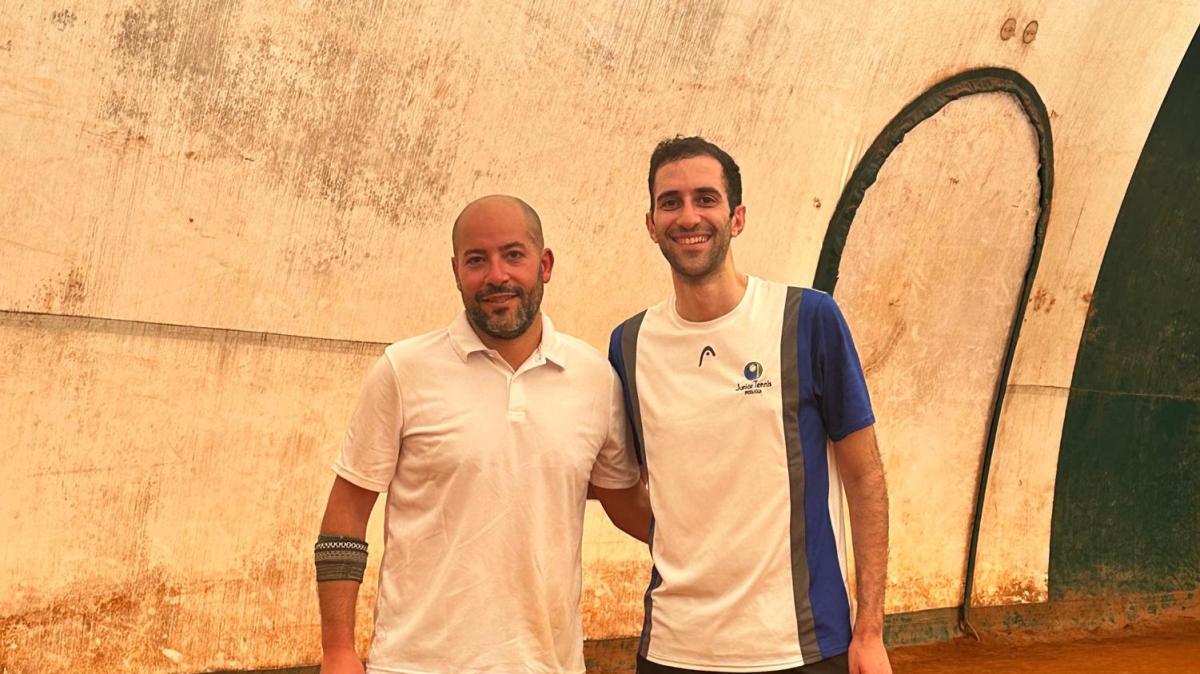 Alessandro Cascianelli vince il torneo di tennis per giornalisti: battuto in finale Claudio Contessa 