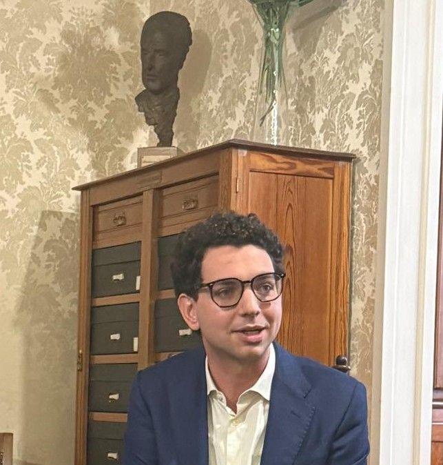 Uno studente dell'Università per Stranieri di Perugia ha rinvenuto degli inediti di Mario Luzi: complimenti a Riccardo Sturaro!