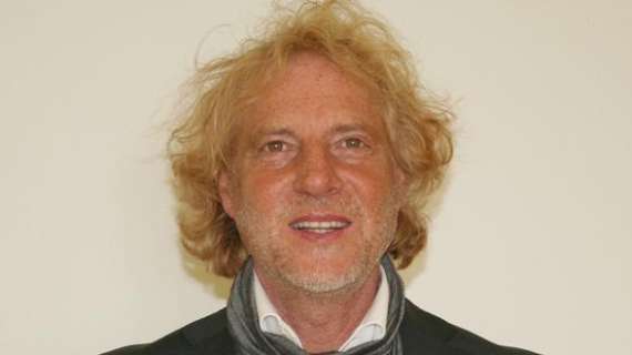 Grande commozione per l'ultimo saluto Stefano De Nigris: in tantissimi ai funerali, da Serse Cosmi a Luigi Repace e i giovani