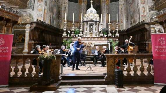 Tante le emozioni alla Basilica di San Pietro per il concerto di Uto Ughi voluto dalla Fondazione Perugia