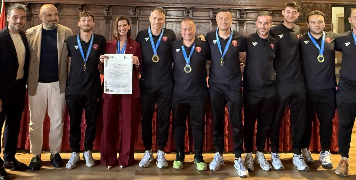 Il testo della pergamena della città di Perugia allo staff dell'Under 17 del Perugia per aver aver vinto il campionato di C