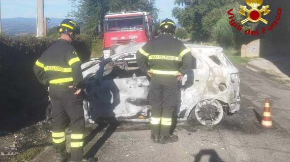 Tragico incidente sulle strade umbre: Francesco muore a 21 anni carbonizzato nella propria auto