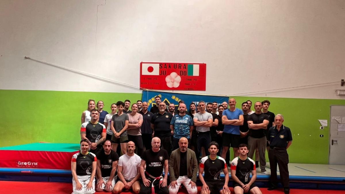 Concluso dal Sakura Judo Ponte San Giovanni e dal Csen il corso di Self Defence riservato agli agenti della polizia locale