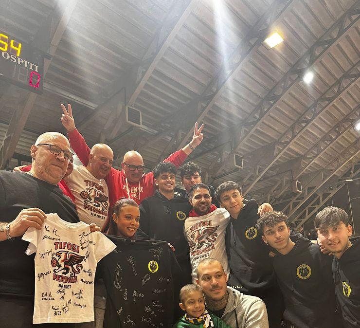 In serie C maschile la Svila Basket Perugia battuta (85-79) in casa nel derby contro Terni