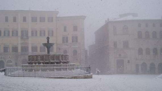 Ecco le previsioni meteo per un incerto martedì in Umbria: sarà davvero neve anche in pianura?