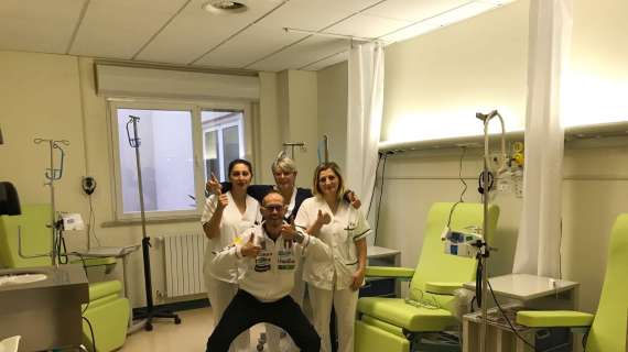 Leonardo Cenci ha donato all'ospedale di Perugia le poltrone per la chemioterapia
