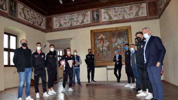 Una visita in Pinacoteca come premio partita per aver battuto il Siena: la festa del Trestina