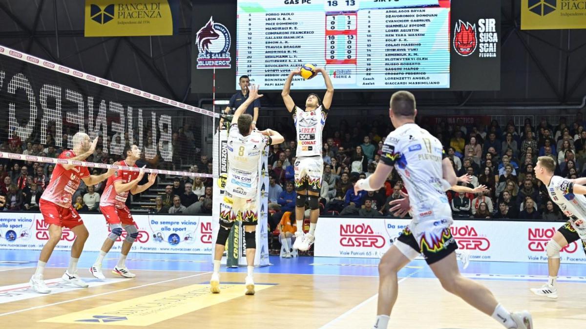 Vittoria al quinto set della Sir Susa Scai Perugia a Piacenza in Superlega di volley maschile