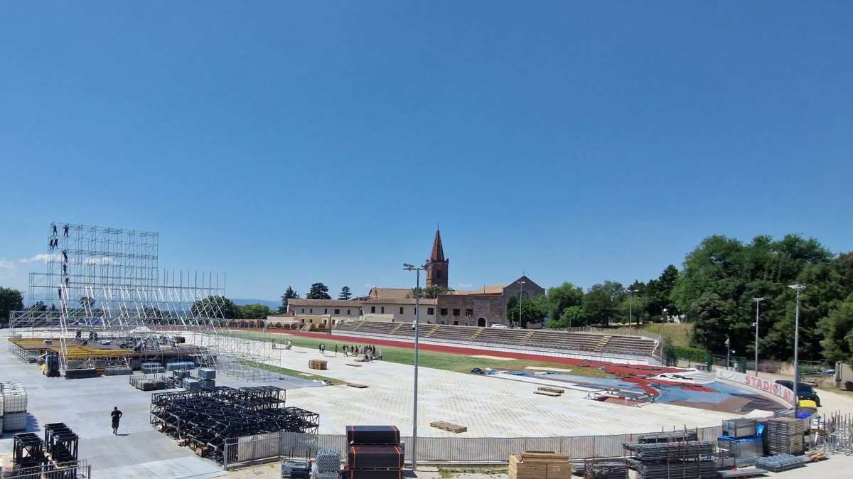 Niente atletica al Santa Giuliana per alcune settimane: lo stadio diventa Arena per Umbria Jazz