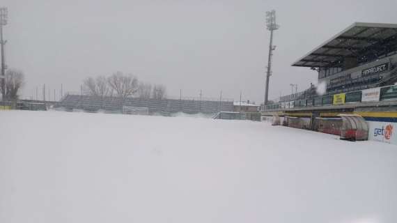 Non si gioca! Ufficialmente rinviata per neve la partita Fermana-Perugia: da decidere la data del recupero