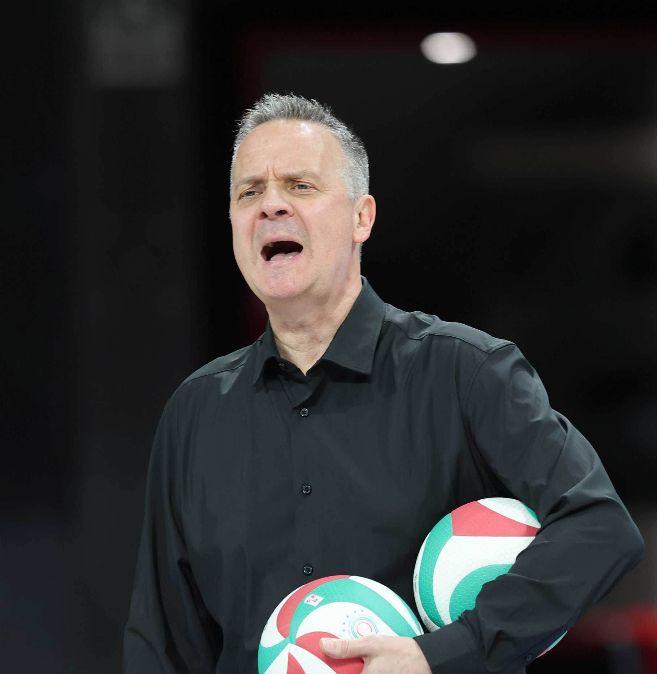 Pur retrocedendo, la Bartoccini ha riconfermato il tecnico Stefano Micoli anche per l'A2