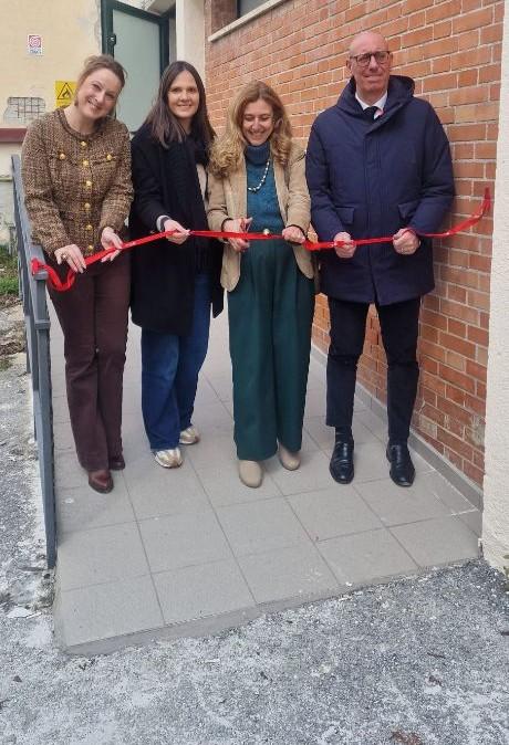 A Gubbio inaugurati gli spogliatoi della palestra del "Mazzatinti"