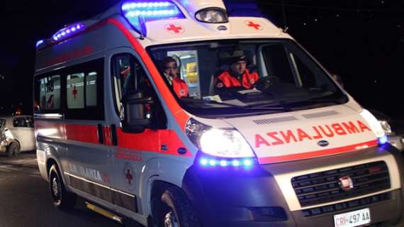 Tragico incidente stradale: uomo muore travolto dall'auto del figlio 