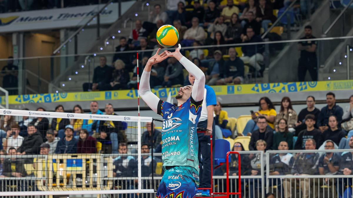 Tanta sofferenza, ma la Sir Perugia vince alle Canarie l'andata dei quarti di finale di Champions League