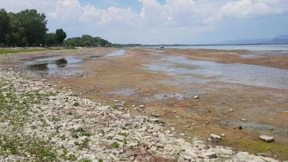 Situazione drammatica al Trasimeno con il livello a -145 cm! Si chiede un commissario straordinario per il lago