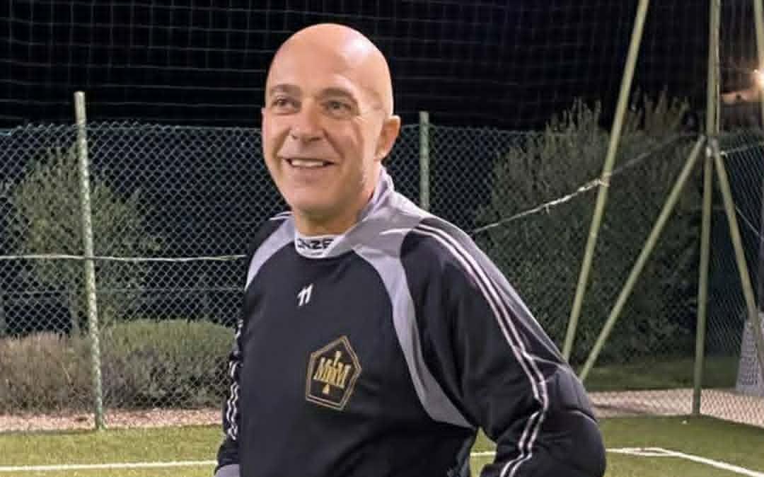 Il mondo del calcio piange la morte di Massimiliano a 58 anni in un incidente stradale, lasciando moglie e due figli