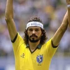 L'assessore comunale allo sport di Perugia ricorda il campione Socrates, che a suo modo cambiò il calcio