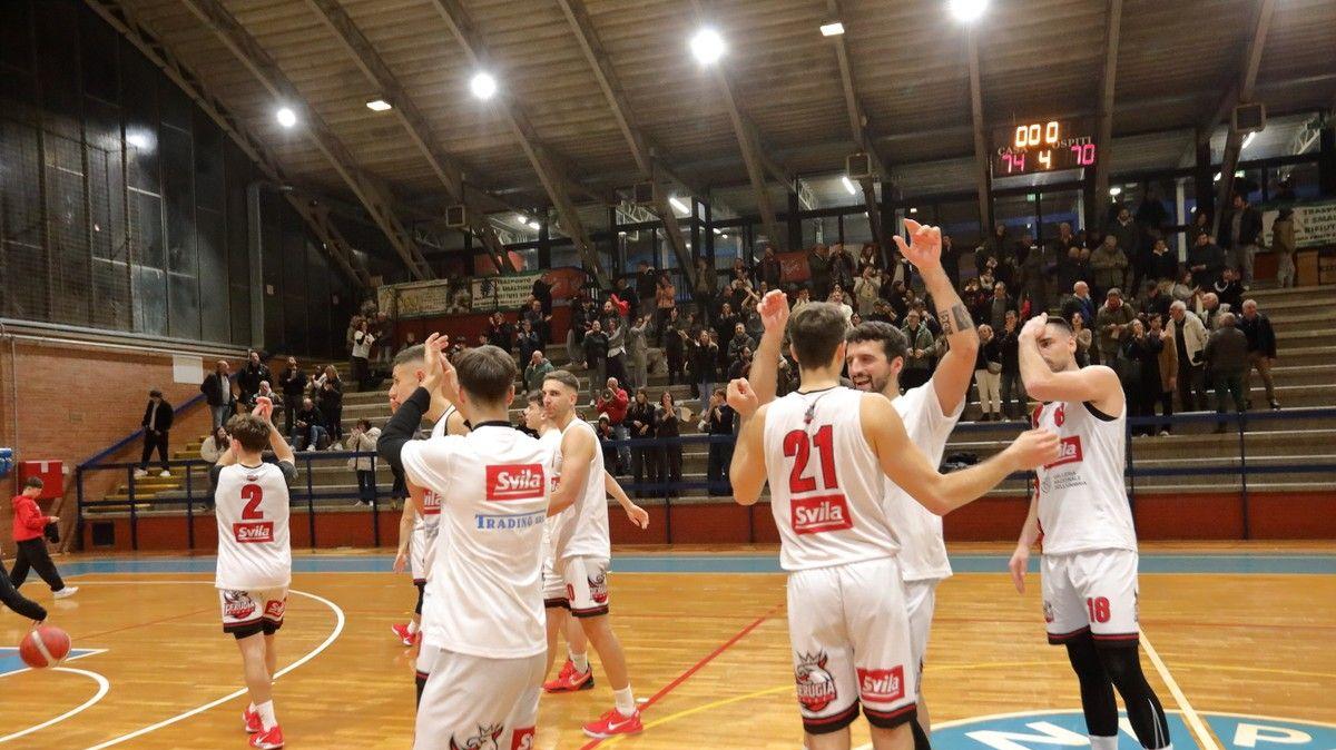 Nona vittoria consecutiva e primato in Serie C per la Svila Basket Perugia