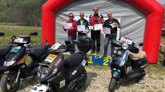 Che spettacolo il magionese Roberto Dentini! Vittoria nella prima Transappenninica in sella ad uno scooter 50!