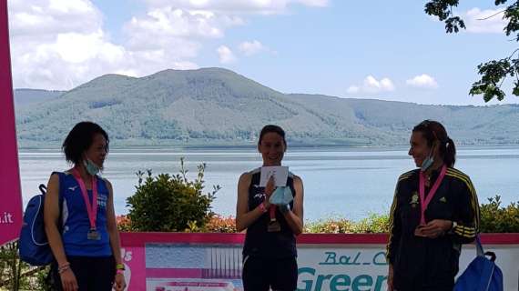 Lorena non perdona! Che gran vittoria nella Mezza Maratona del Lago di Vico!