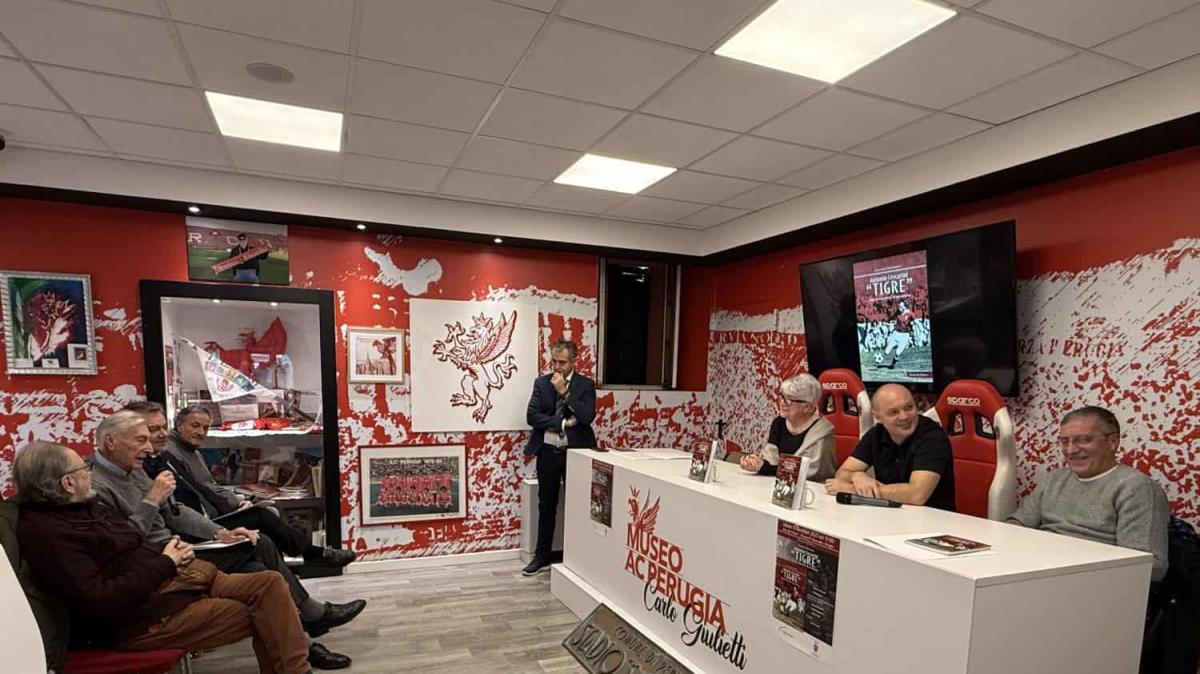 La vita di Antonio Ceccarini racchiusa in un libro di Claudio Sampaolo: “Tigre” – Storia romantica di un terzino"