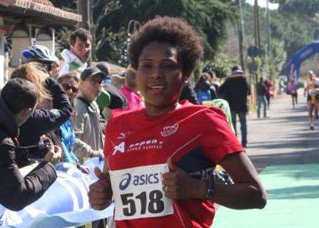 Brava la perugina Irene Enriquez alla Maratona di Barcellona! Ma un plauso va anche a Marco Saccoccini