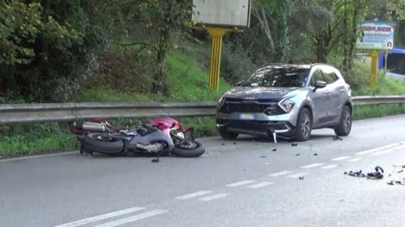 Grave incidente davanti le Officine Piccini: centauro di 29 anni in ospedale in codice rosso 