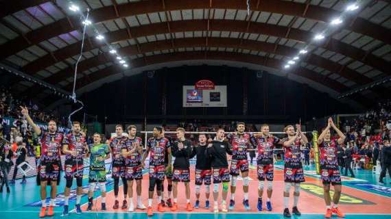 Che grande questa Sir Safety Conad Perugia! Successo all'esordio stagionale in Superlega