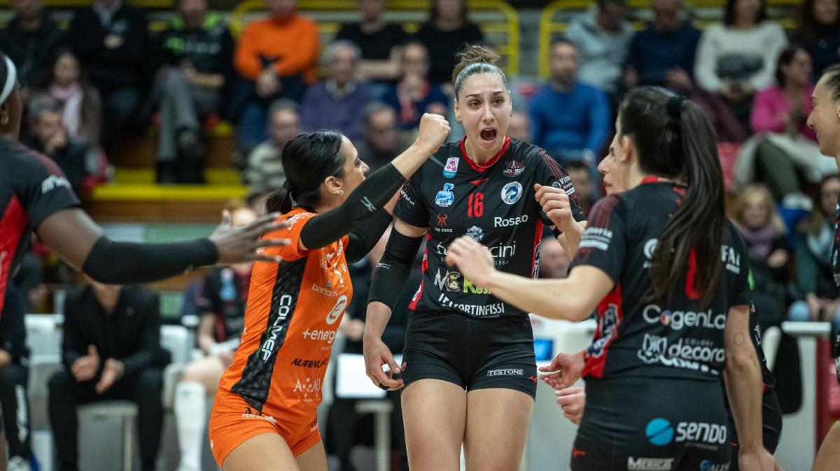 Clima teso alla Bartoccini! Duro attacco di Beatrice Gardini "Si pensa troppo a ciò che accade all'esterno della squadra e perdiamo identità..."