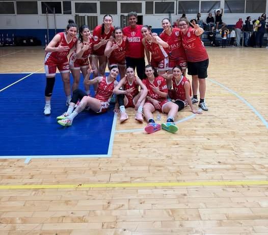 Per la Pallacanestro Perugia vittoria (61-47) a Livorno che vale il terzo posto nella B femminile