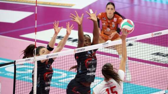 Vittoria e di nuovo primato in classifica nell'A2 di volley femminile per la Bartoccini Perugia 