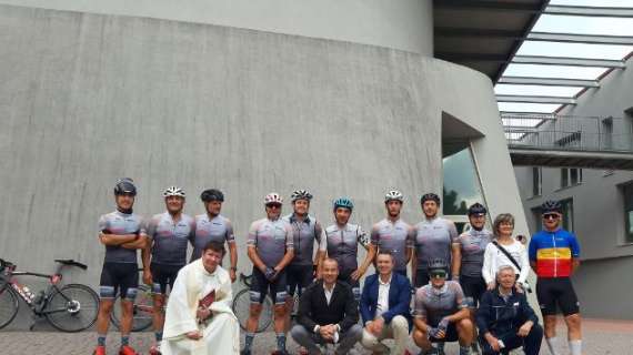 I Ciclopeperoncini sono partita da Corciano per una lunga pedalata attraverso l'Italia