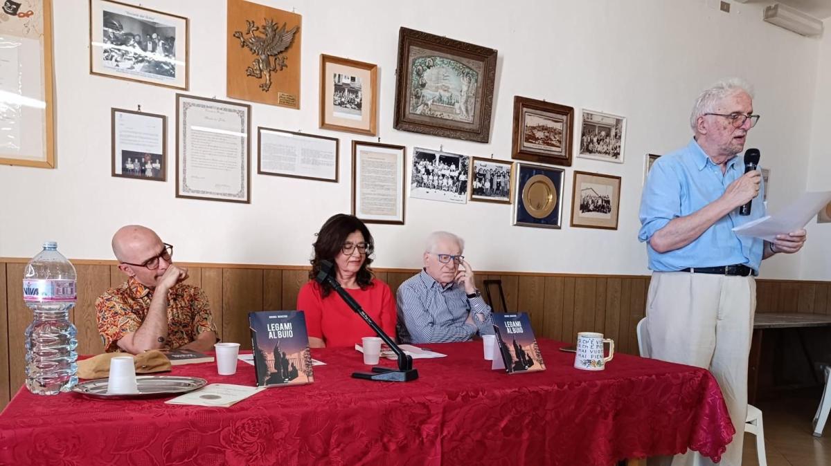 Alla Società del Gotto di Perugia è ripreso il ciclo "Conversazioni in Città" parlando del "Viaggio tra generazioni: esperienze, vissuti e linguaggi a confronto"