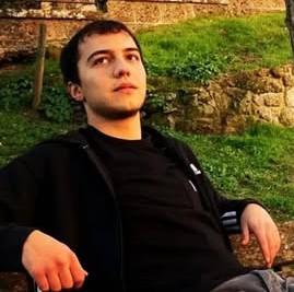 Tragico incidente sulle strade umbre: Giulio muore a 22 anni alla guida della propria auto