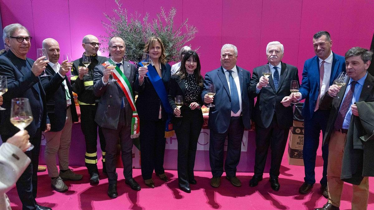 Inaugurata oggi la rassegna Expocasa a Bastia Umbra: sono 170 gli espositori ad Umbriafiere