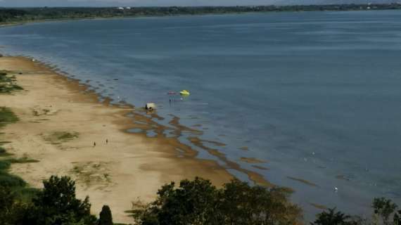 Il lago Trasimeno che si è "ristretto" ed ecco una camminata di 12 km sulle "nuove" sponde