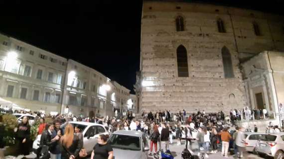Che "bolgia" ieri sera nel centro storico di Perugia! Sarà così anche in questi prossimi giorni?
