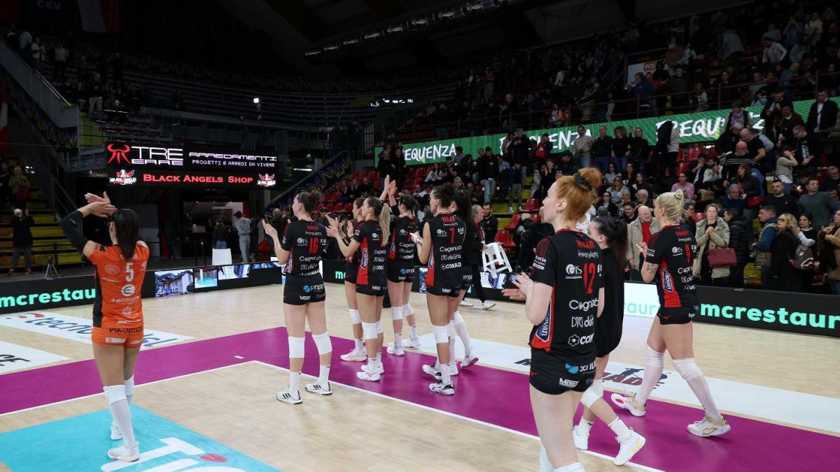 La Bartoccini cercherà domani la vittoria in casa contro Bergamo per continuare ad inseguire la salvezza in A1 femminile