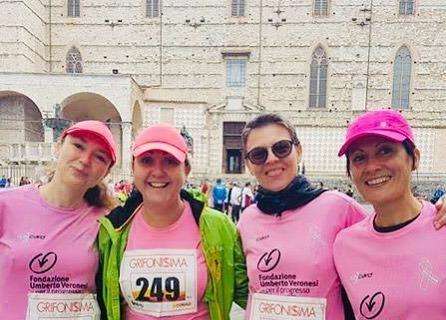 Il Perugia Running Pink Is Good protagonista alla Grifonissima: per le ragazze rosa tanti applausi lungo le strade della città