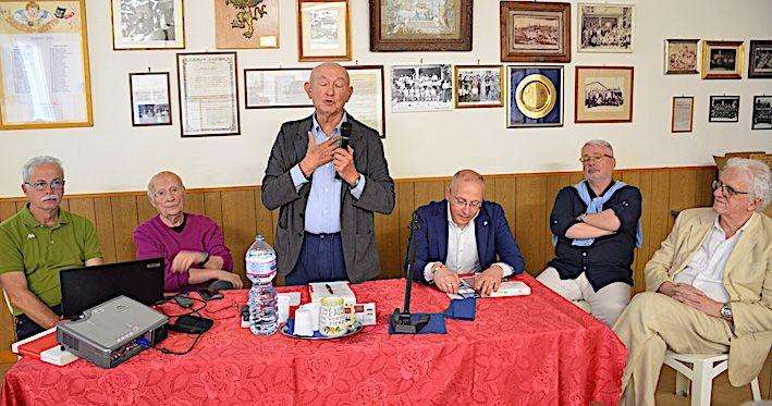 Alla Società del Gotto presentato il volume "L’Anima libera e fiera di Perugia" di Mario Valentini