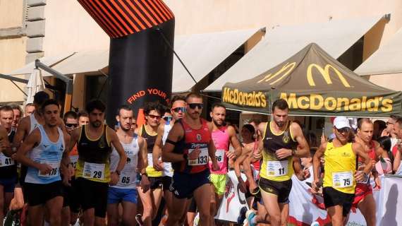 Gran bella festa la "CorriCastello": perfetta organizzazione del Marathon Club Città di Castello con l'Atletica Pakman