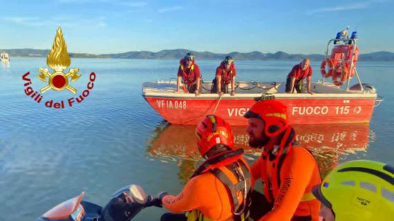 Dramma al Trasimeno: disperso nelle acque del lago un ventisettenne