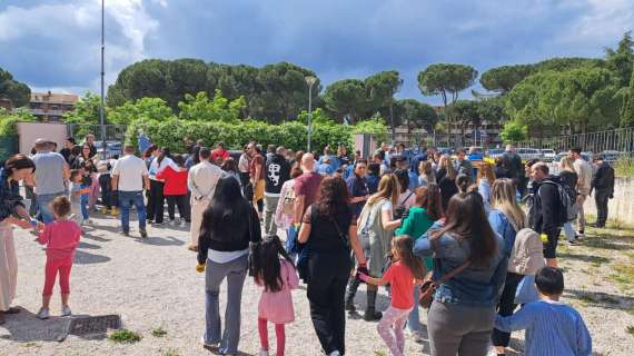 Bella iniziativa a Corciano: bambini impegnati nella "raccolta di rifiuti" insieme ai propri genitori