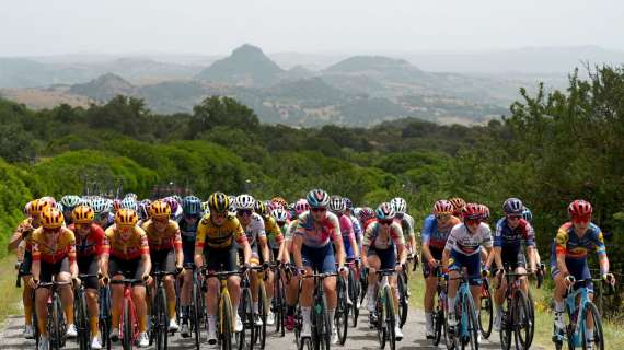 In occasione delle tappe umbre del Giro d'Italia c'è Zondacrypto tra i partner della corsa rosa