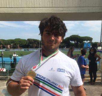 Festa per il lanciatore Gregorio Giorgis! E' campione italiano juniores di atletica leggera!