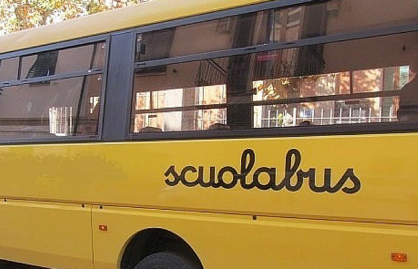 Ma come è stato possibile a Perugia lasciare soli i bambini alla fermata dello scuolabus?