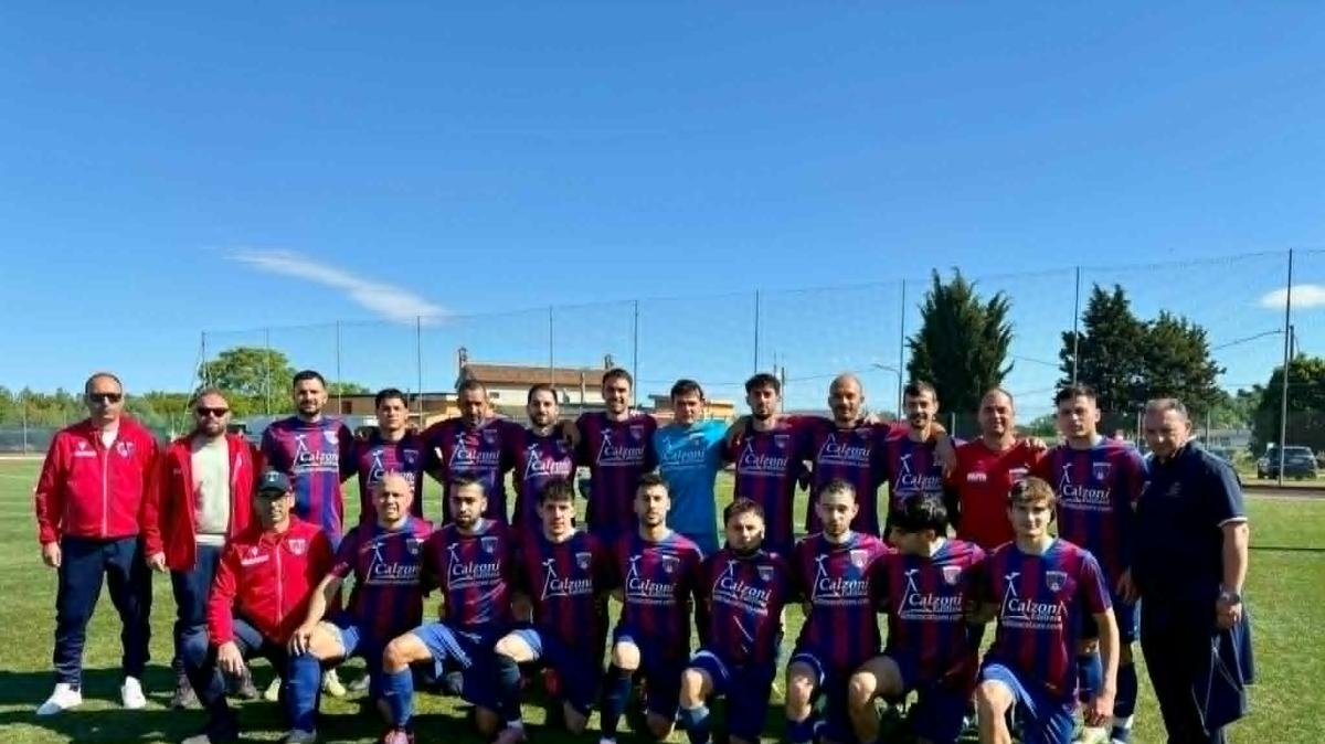 A Pozzuolo si festeggia la conquista della Coppa Uisp di calcio dopo 17 anni di attesa!